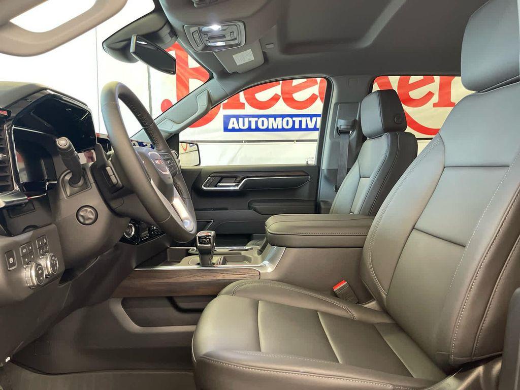 new 2026 GMC Sierra 1500 car, priced at $65,232