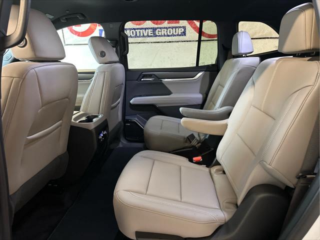 new 2025 GMC Acadia car, priced at $49,330