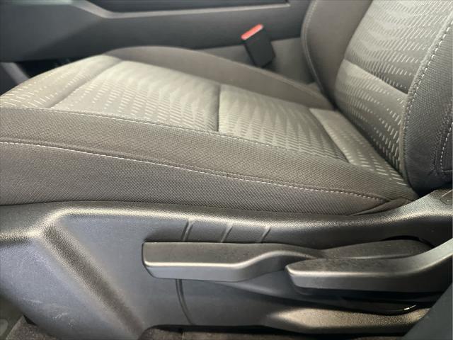 used 2025 Chevrolet Equinox car, priced at $28,998
