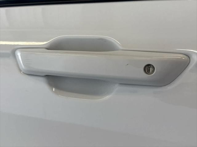 used 2023 Jeep Grand Cherokee L car, priced at $34,000