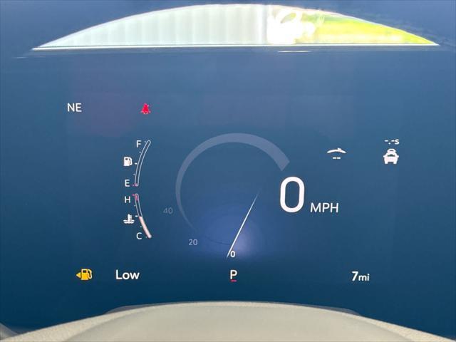 new 2025 Buick Envista car, priced at $27,875