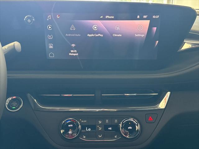 new 2025 Buick Envista car, priced at $27,875