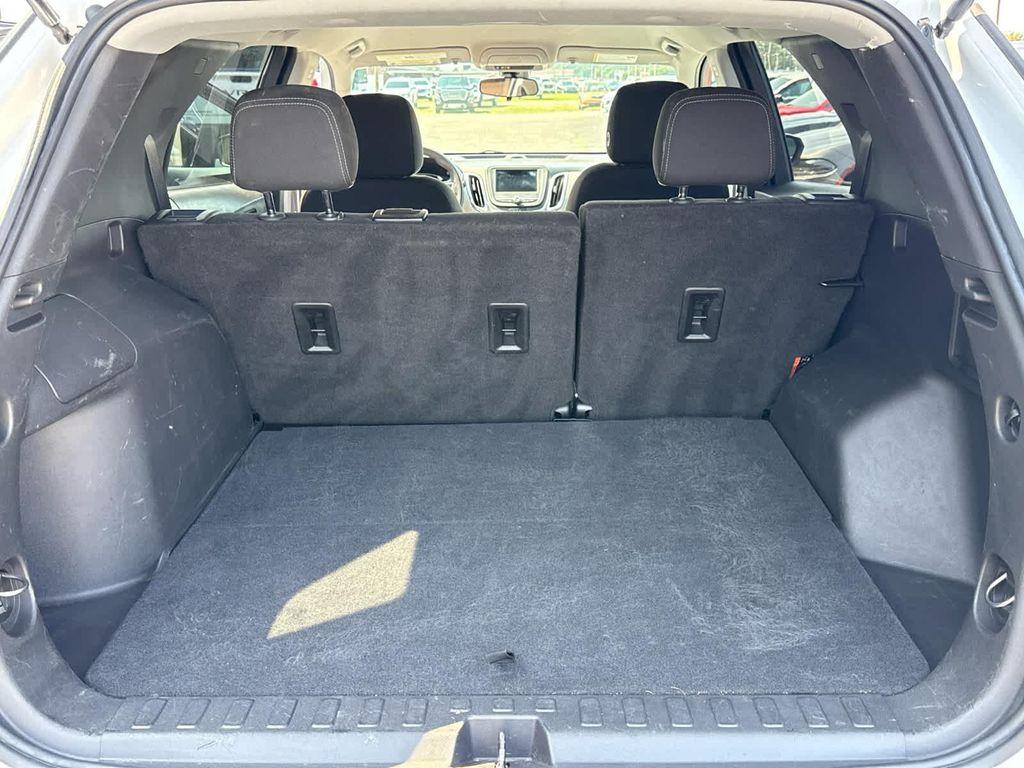 used 2022 Chevrolet Equinox car, priced at $17,400