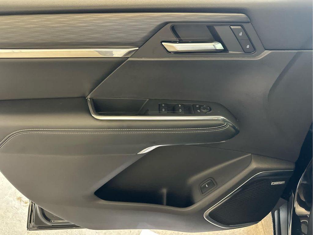 new 2025 GMC Acadia car, priced at $50,862
