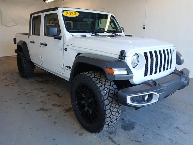 used 2023 Jeep Gladiator car, priced at $31,995