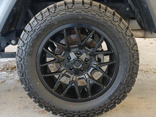 used 2023 Jeep Gladiator car, priced at $31,995