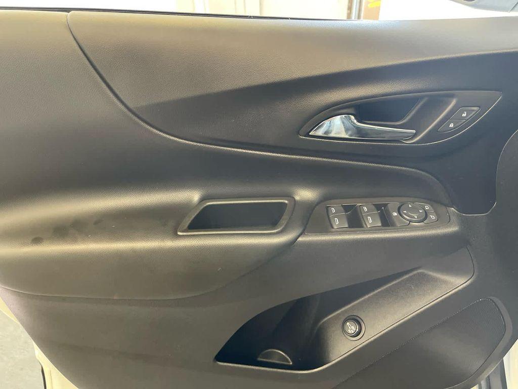 used 2023 Chevrolet Equinox car, priced at $23,600