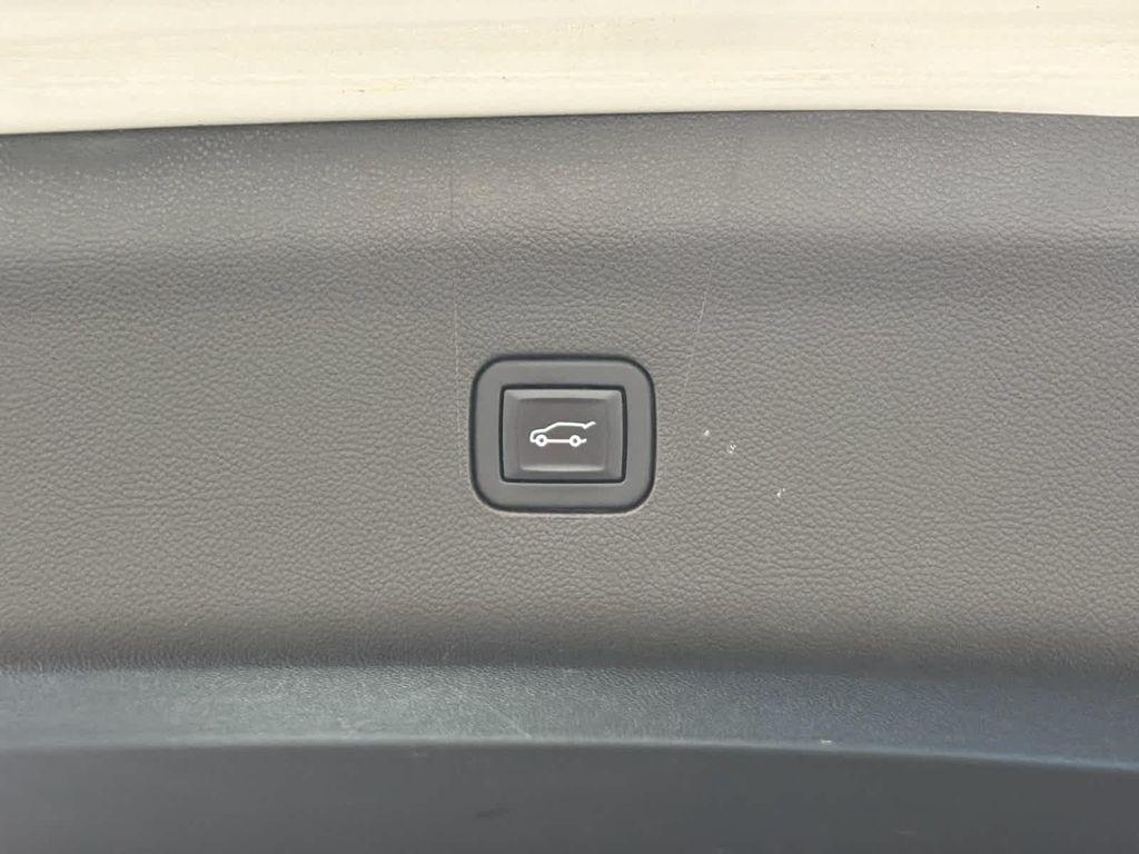 used 2022 Buick Enclave car, priced at $25,500