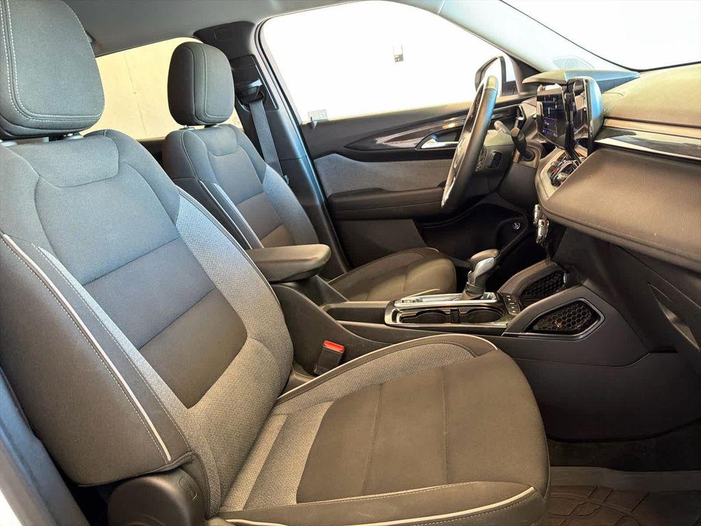 used 2024 Chevrolet TrailBlazer car, priced at $22,998