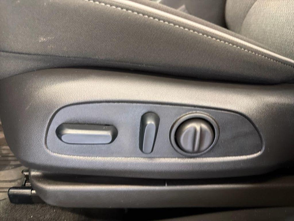 used 2024 Chevrolet TrailBlazer car, priced at $22,998