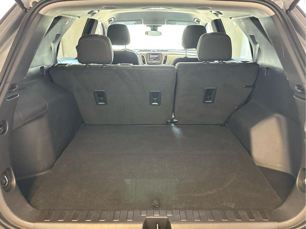 used 2023 Chevrolet Equinox car, priced at $18,990