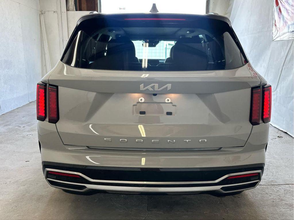 used 2022 Kia Sorento car, priced at $28,900