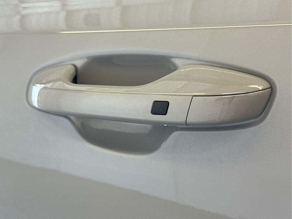 used 2022 Kia Sorento car, priced at $28,900