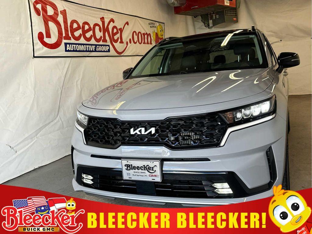 used 2022 Kia Sorento car, priced at $28,990