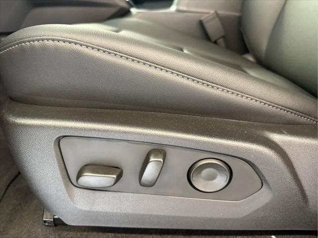 new 2025 GMC Canyon car, priced at $42,825