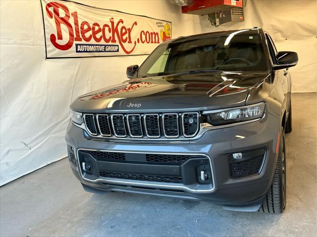 used 2022 Jeep Grand Cherokee car, priced at $41,995