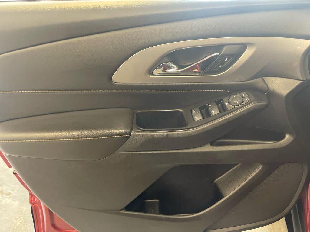 used 2019 Chevrolet Traverse car, priced at $17,900