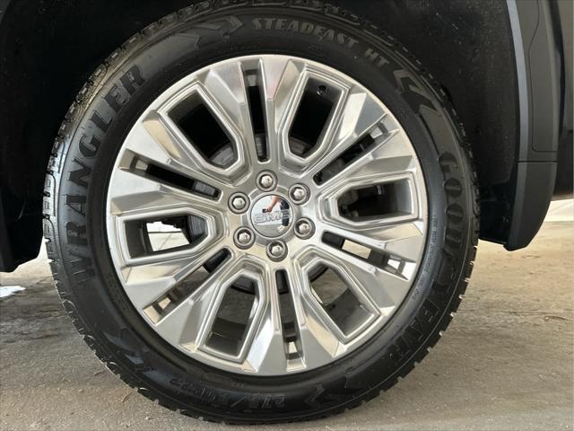 used 2022 GMC Sierra 1500 car, priced at $44,490