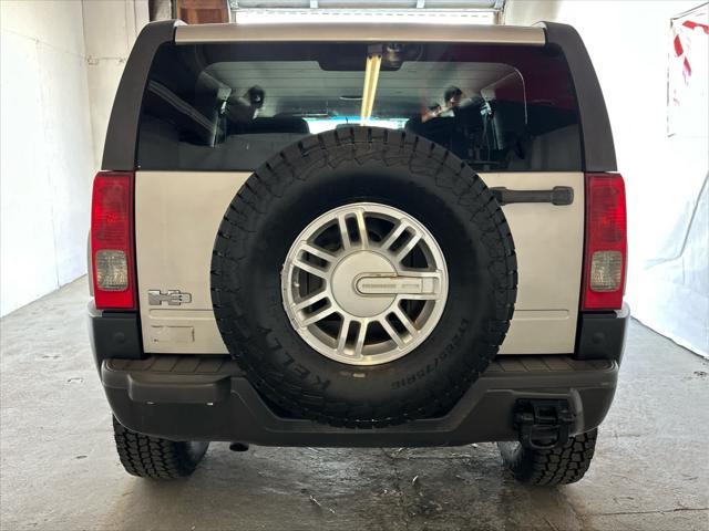 used 2007 Hummer H3 car, priced at $6,900