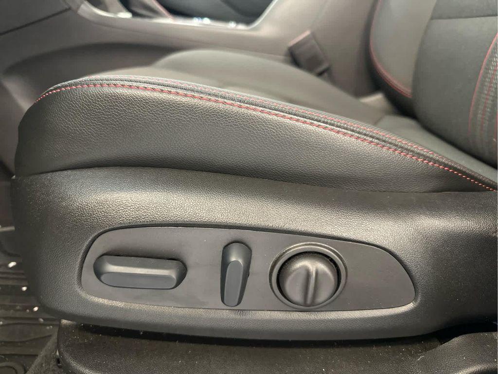used 2024 Chevrolet Equinox car, priced at $29,998