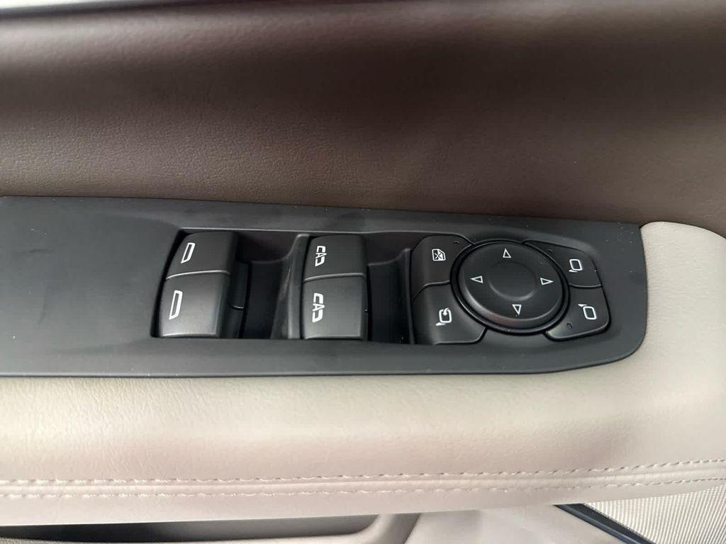 new 2025 GMC Yukon XL car, priced at $76,610