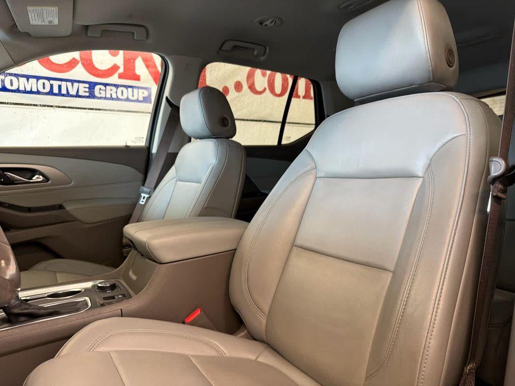 used 2019 Chevrolet Traverse car, priced at $23,753