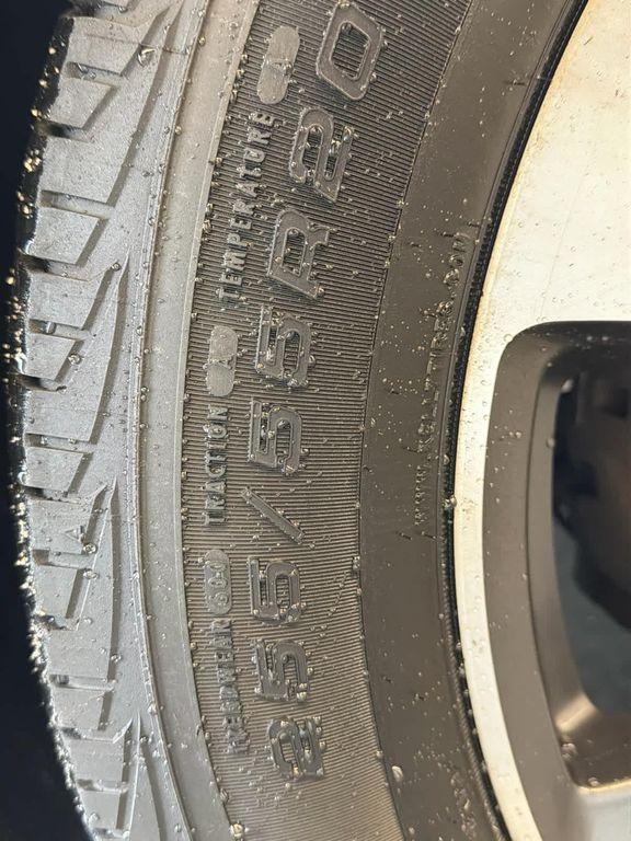 used 2019 Chevrolet Traverse car, priced at $23,753