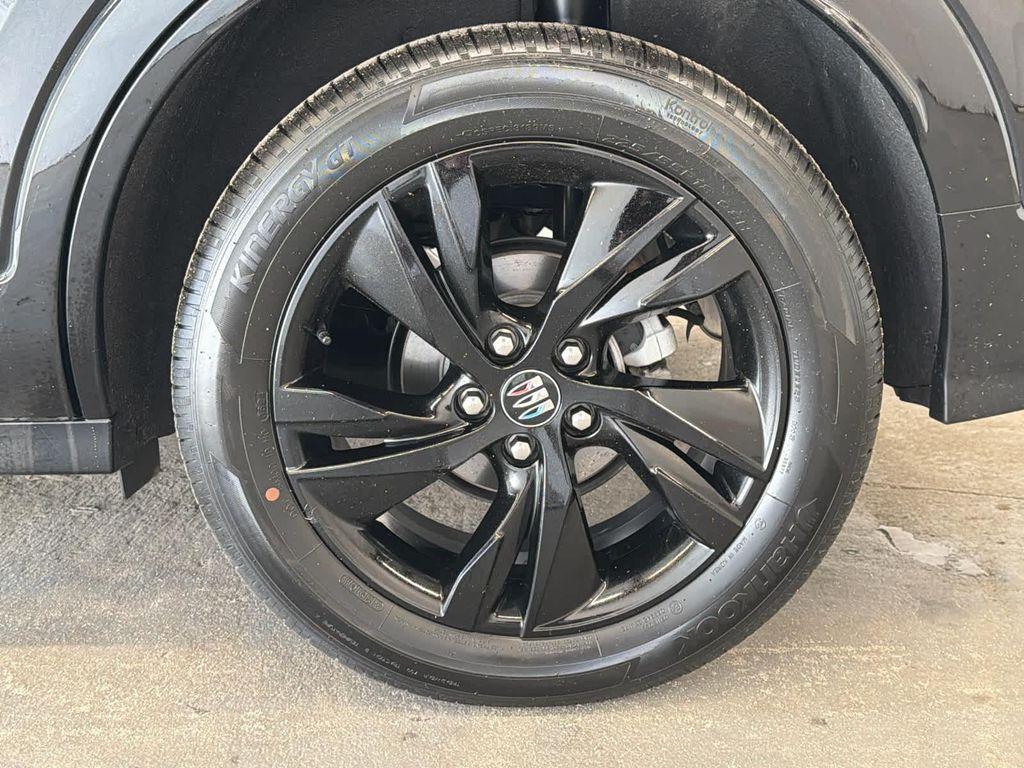 used 2024 Buick Encore GX car, priced at $22,925