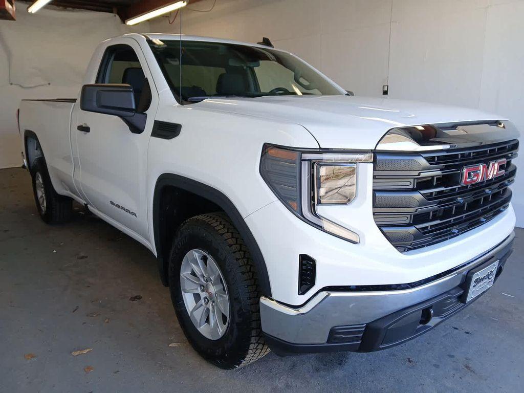 new 2025 GMC Sierra 1500 car, priced at $41,882