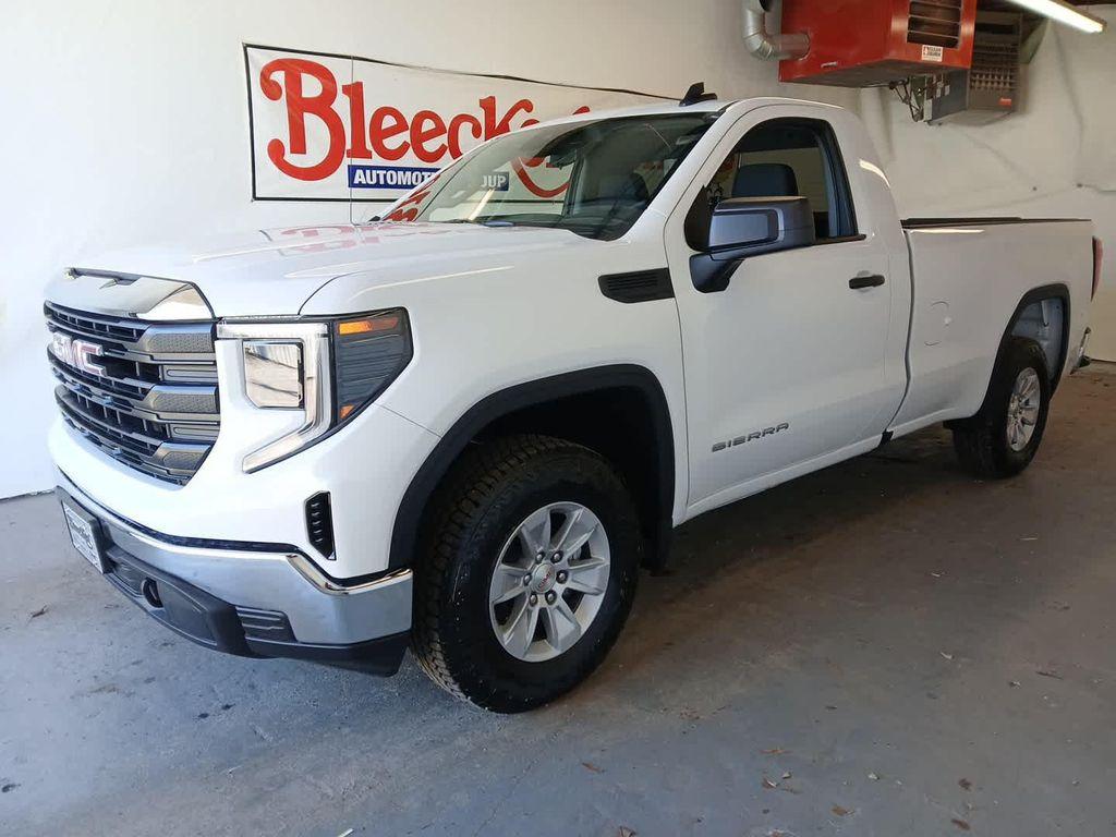 new 2025 GMC Sierra 1500 car, priced at $41,882