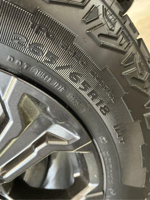 new 2025 GMC Canyon car, priced at $41,895