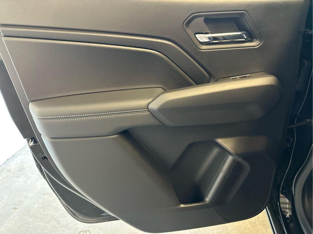 new 2025 GMC Canyon car, priced at $41,895