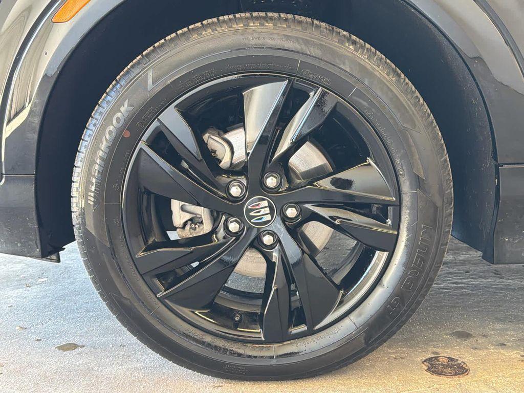 used 2024 Buick Encore GX car, priced at $22,921