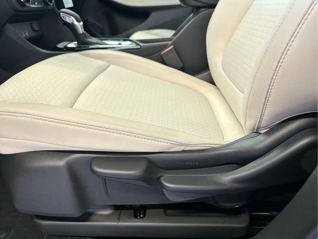 new 2025 Buick Encore GX car, priced at $27,452