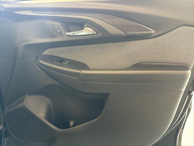 used 2021 Chevrolet TrailBlazer car, priced at $17,900