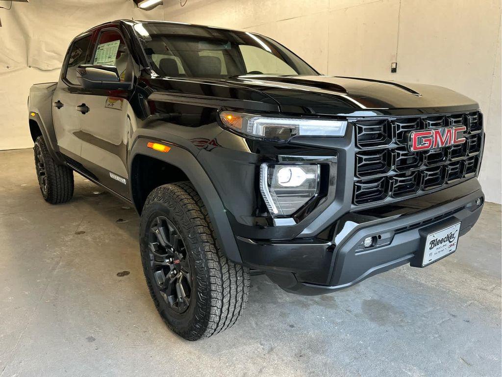 new 2025 GMC Canyon car, priced at $42,715