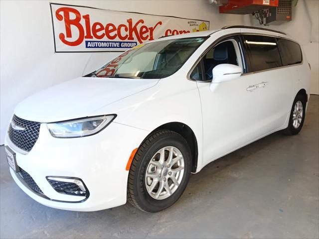 used 2022 Chrysler Pacifica car, priced at $25,110