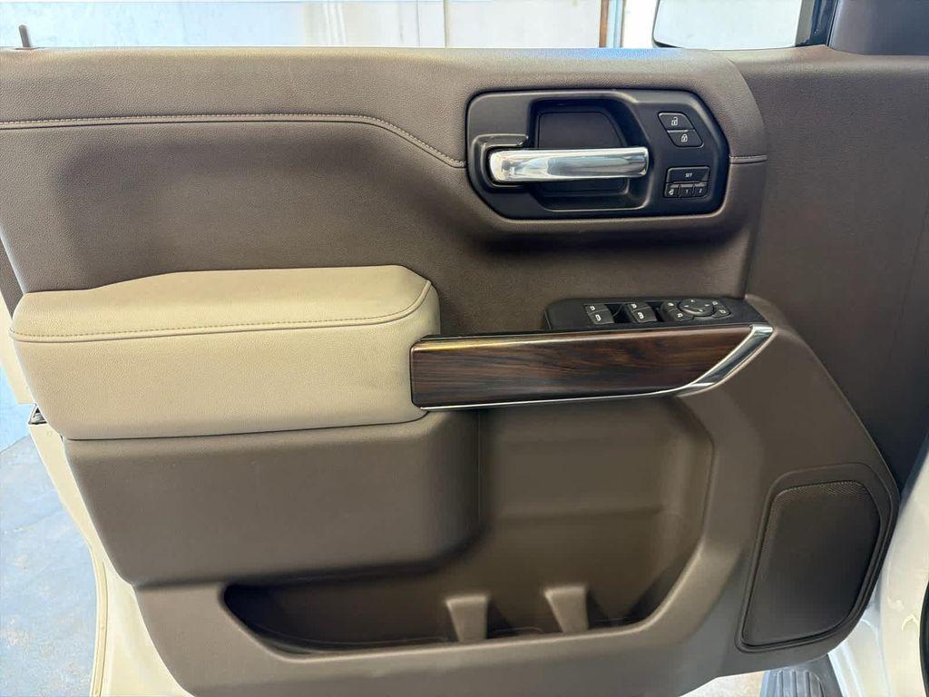 used 2020 GMC Sierra 1500 car, priced at $32,900