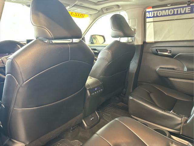 used 2023 Toyota Highlander car, priced at $36,430