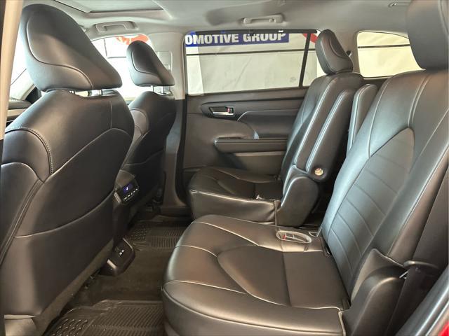 used 2023 Toyota Highlander car, priced at $36,430