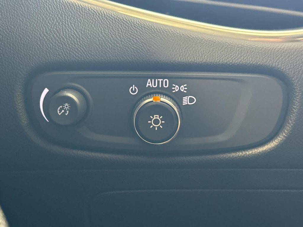 used 2021 Chevrolet Malibu car, priced at $16,650