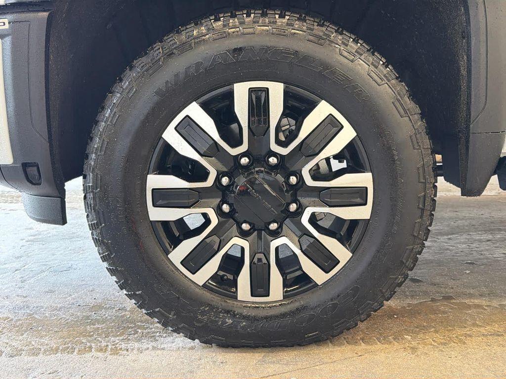 new 2026 GMC Sierra 2500 car, priced at $98,165