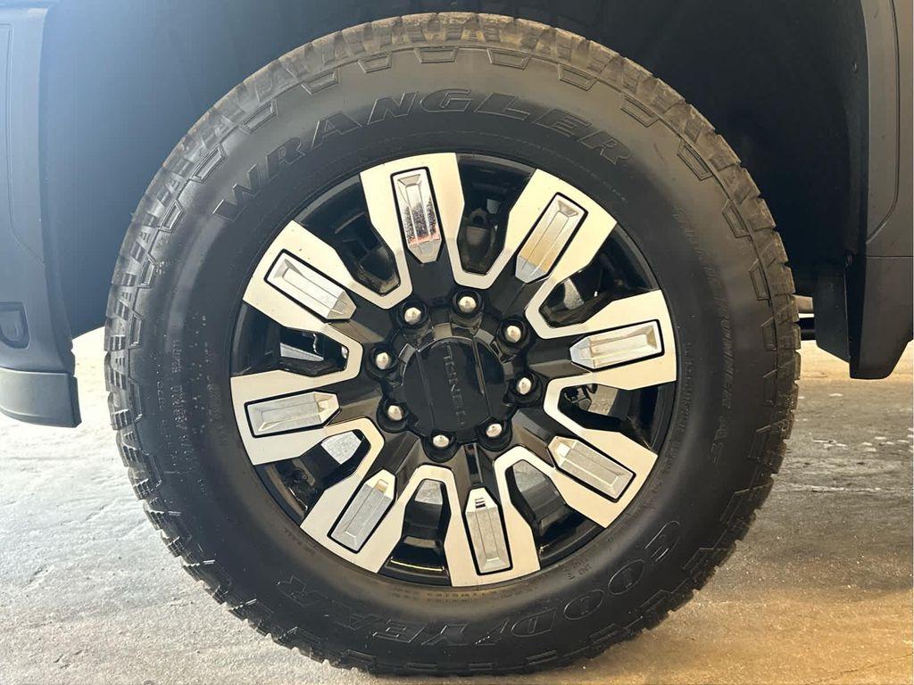new 2025 GMC Sierra 2500 car, priced at $90,590