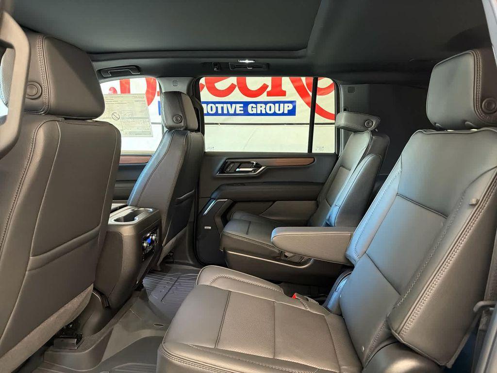 new 2026 GMC Yukon XL car, priced at $95,555