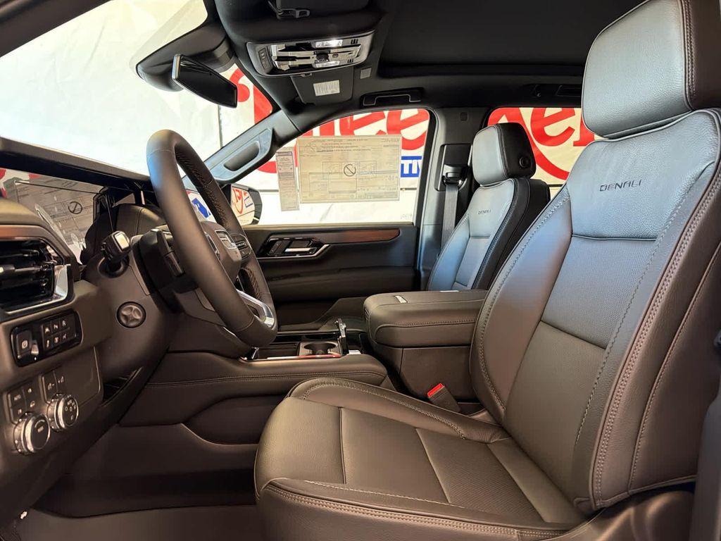 new 2026 GMC Yukon XL car, priced at $95,555