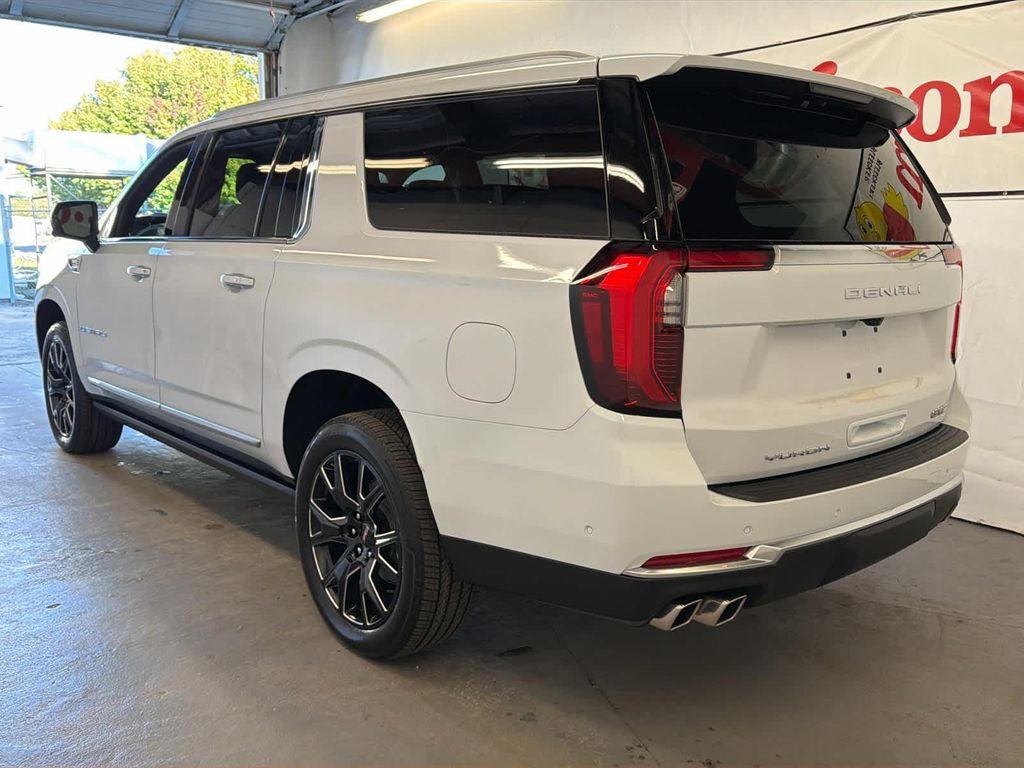 new 2026 GMC Yukon XL car, priced at $95,555