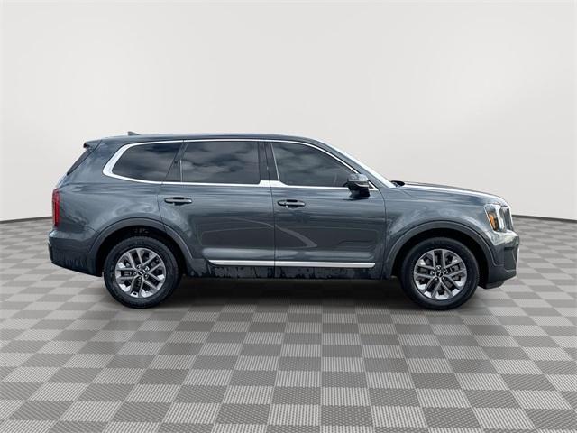 used 2023 Kia Telluride car, priced at $34,298