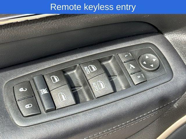 used 2016 Jeep Grand Cherokee car, priced at $19,899