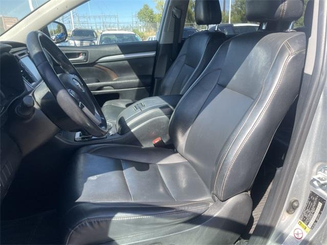 used 2019 Toyota Highlander car, priced at $23,696