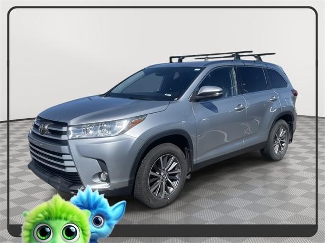 used 2019 Toyota Highlander car, priced at $23,996